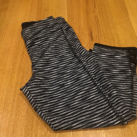 Bundle of 3 workout pants by athletic collection - Picture 2 of 8
